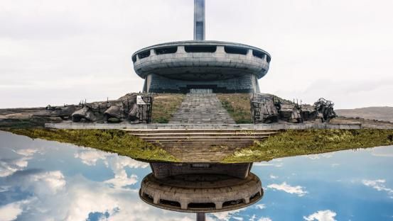 Totally Lost : exploration of abandoned european totalitarian architecture